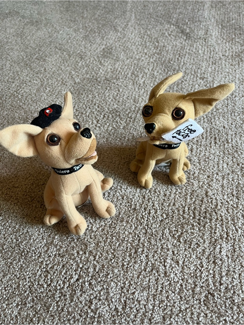 VTG L90’s Taco Bell Chihuahua Plush Toys